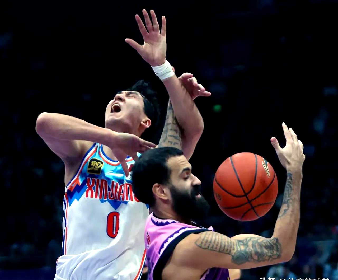 新疆男篮取得胜利,实力不容小觑 新疆男篮取得胜利,实力不容小觑