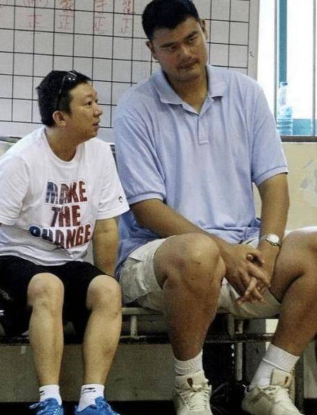 球员技术大比拼，引动国内外篮球迷关注