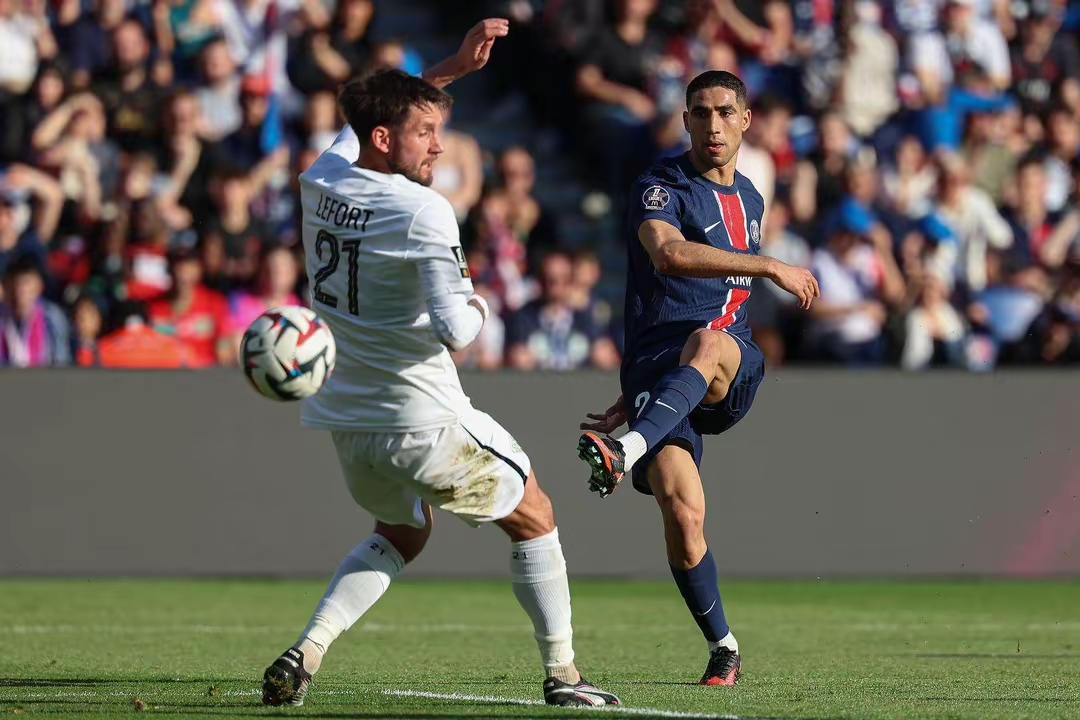 包含巴黎圣日耳曼战平对手,保持不败的词条 包含巴黎圣日耳曼战平对手,保持不败的词条