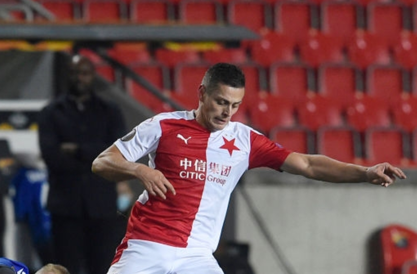 新兴球队表现抢眼，成为黑马力量