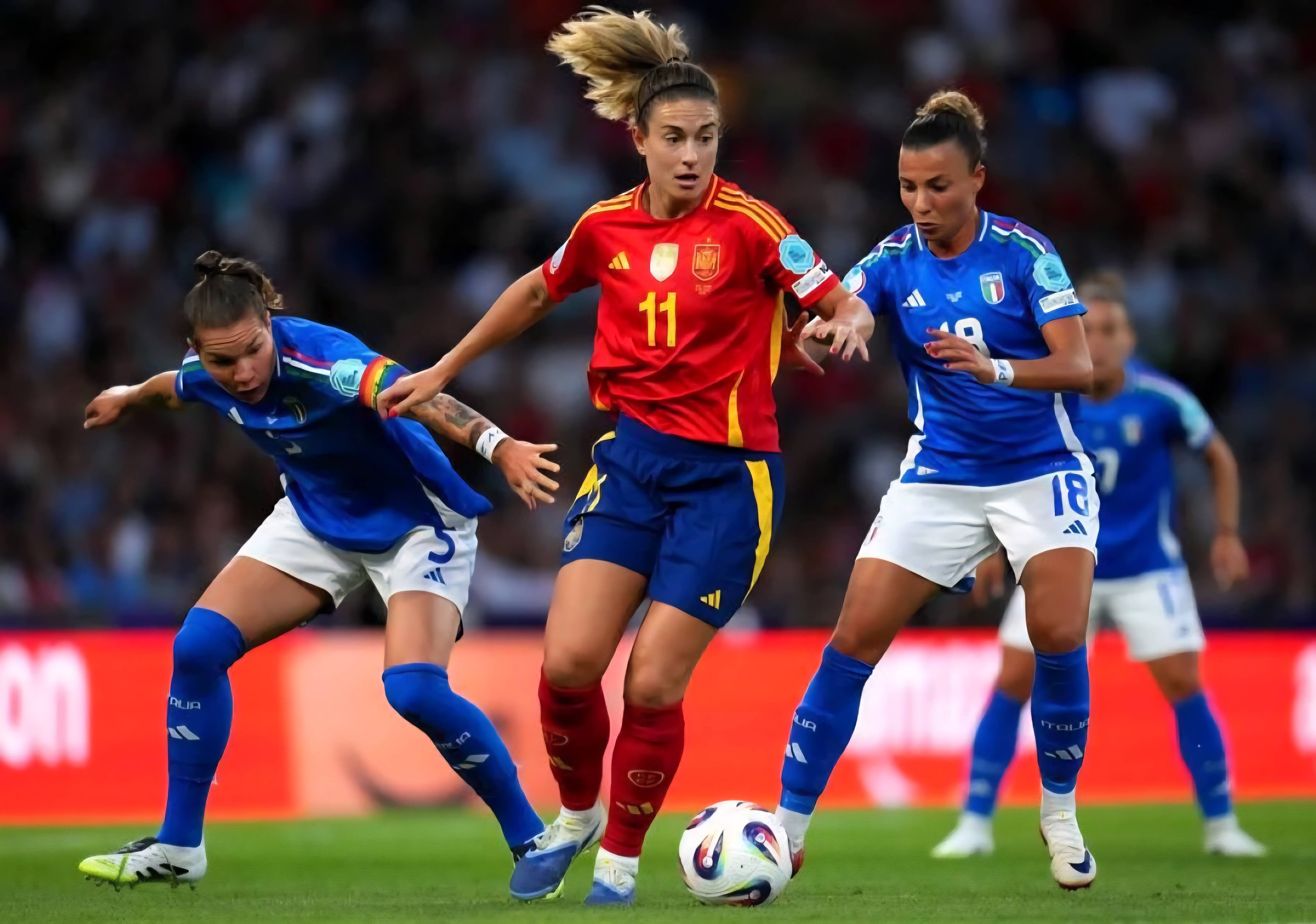 熊猫直播-美洲足球比赛中女队再下一城