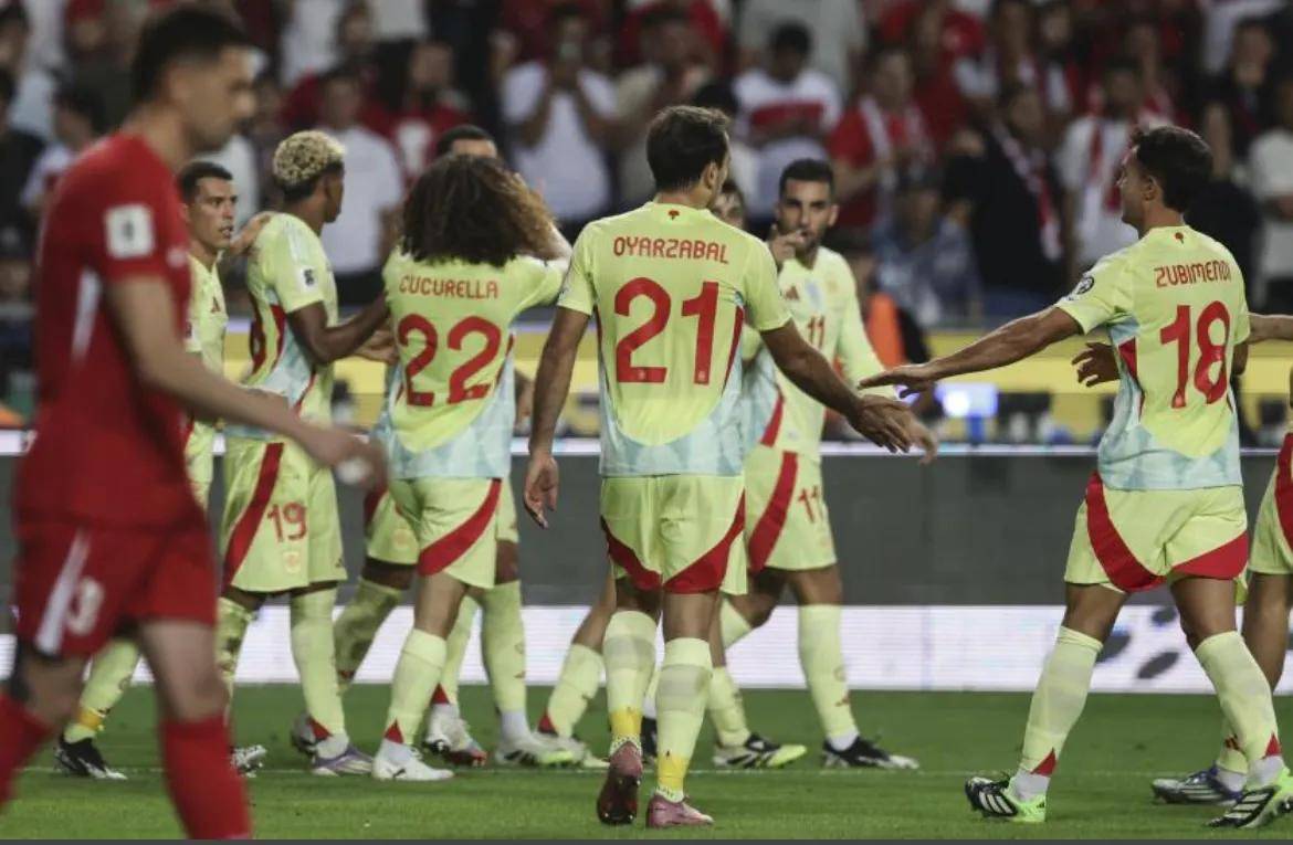 美洲足球比赛中女队再下一城