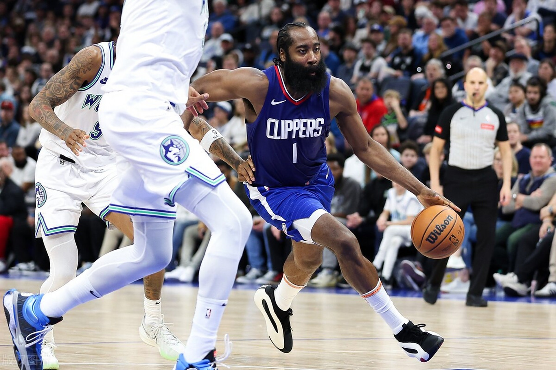 熊猫体育中国App-森林狼遭遇逆转多点开花爵士胜出